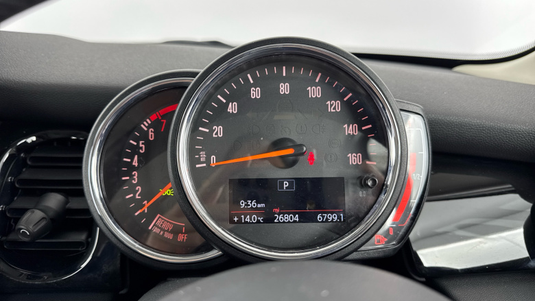 MINI Hatchback 1.5 Cooper Classic 5dr Auto [Nav Pack] Petrol Hatchback